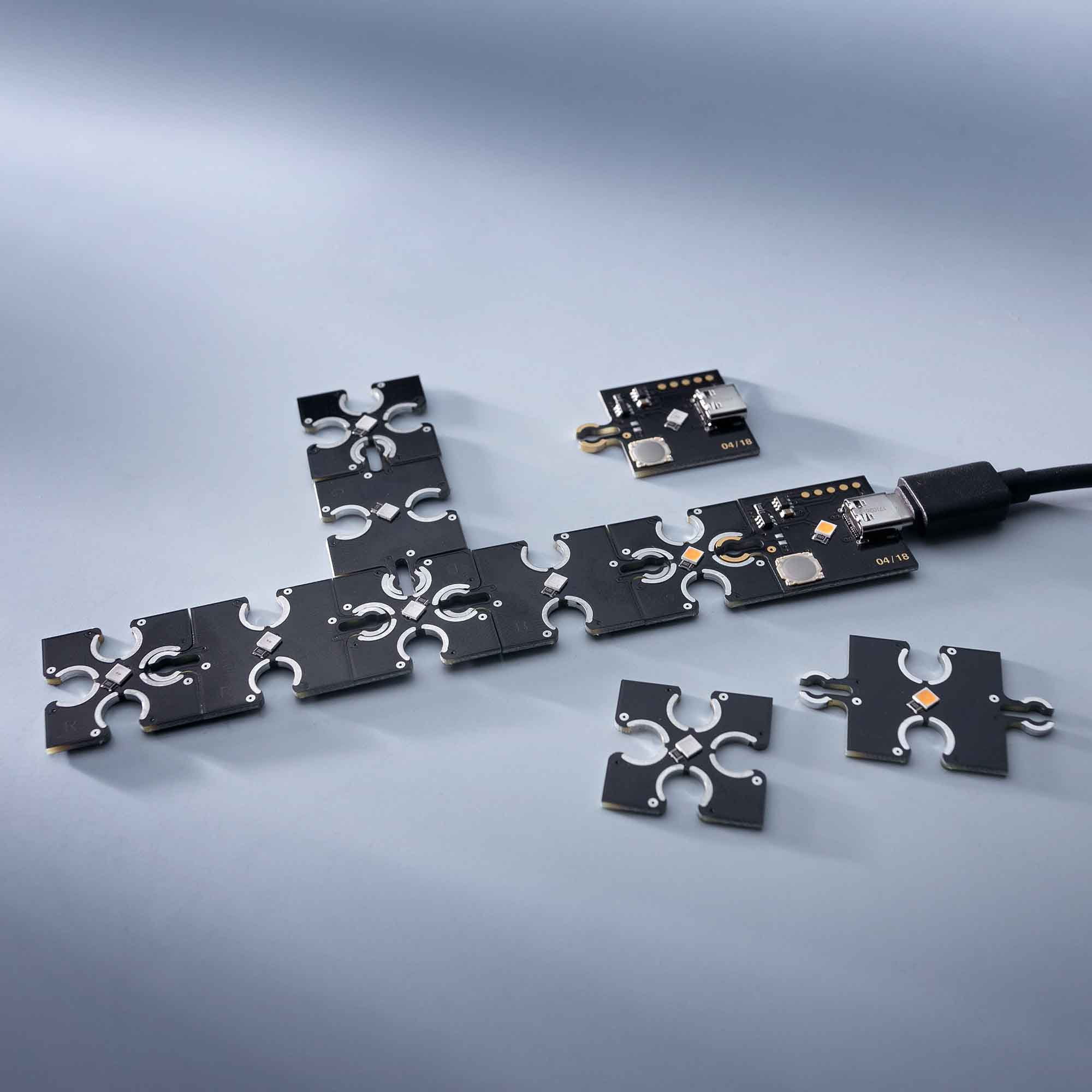 ConextPlay Female Circuit Board 2,5x2,5cm 5V