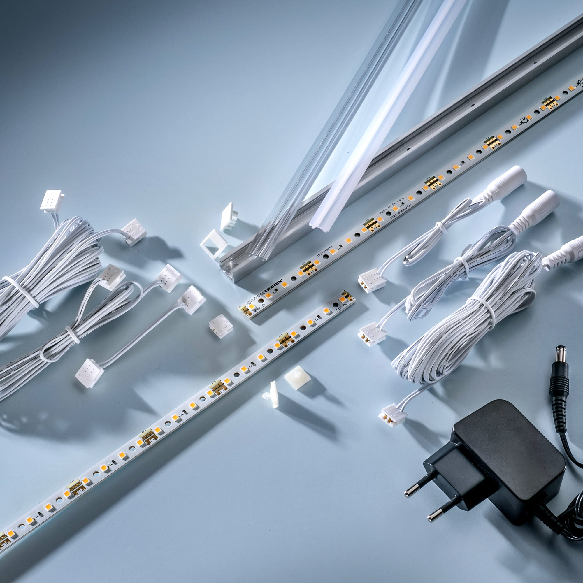 Multibar1090 Nichia LED Strip warm white CRI90 3000K 335lm 24V 24 LEDs 50cm bar (670lm/m 5.2W/m)