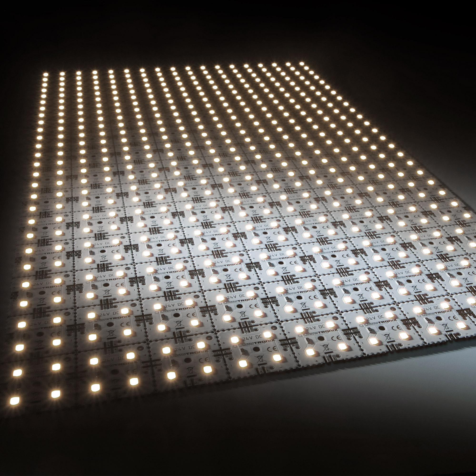 MatrixMini-126-4080 Nichia LED Module (9x14) pure white 4000K 9500lm 504 LEDs 24V 60.5W 27x42cm (83000 lm/sqm)