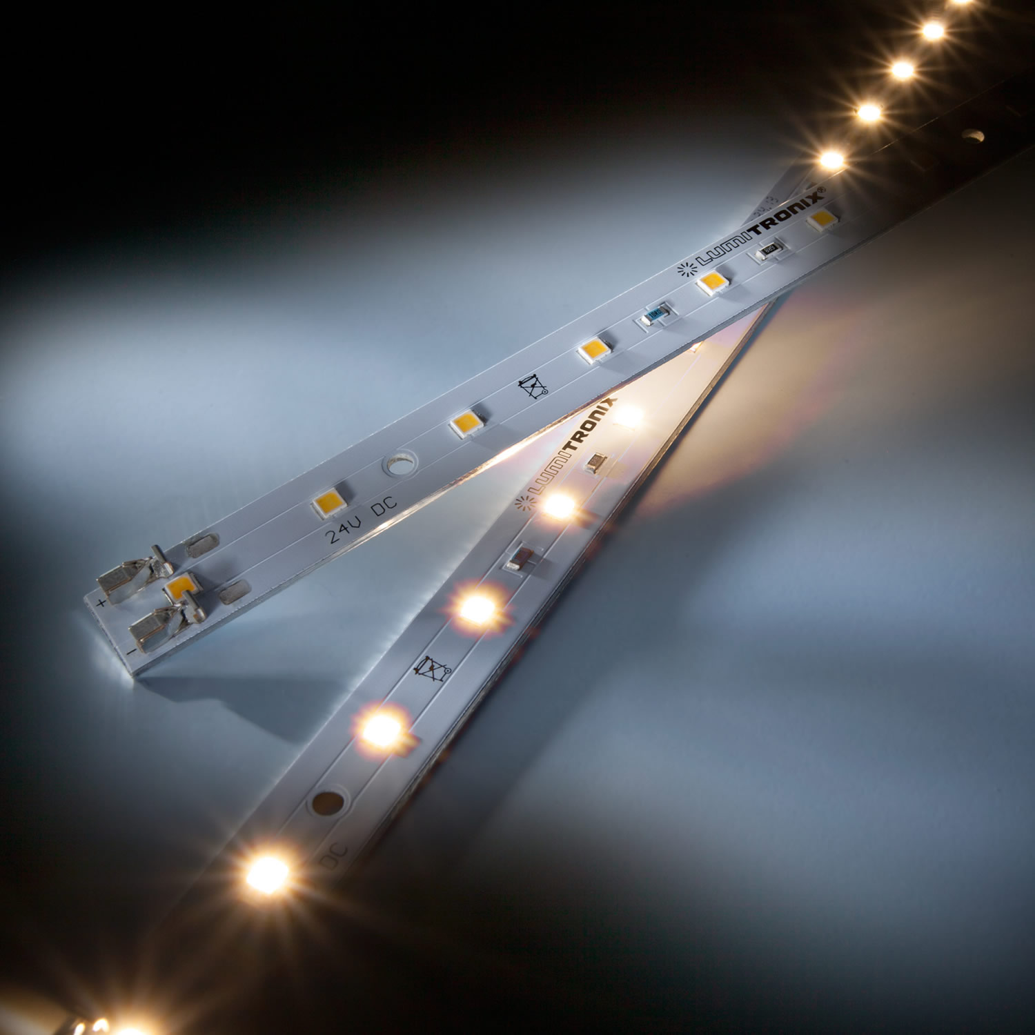 Maxline14 Nichia LED Strip neutral white 4000K 870lm 24V 14 LEDs 28cm module (3108lm/m and 30W/m)