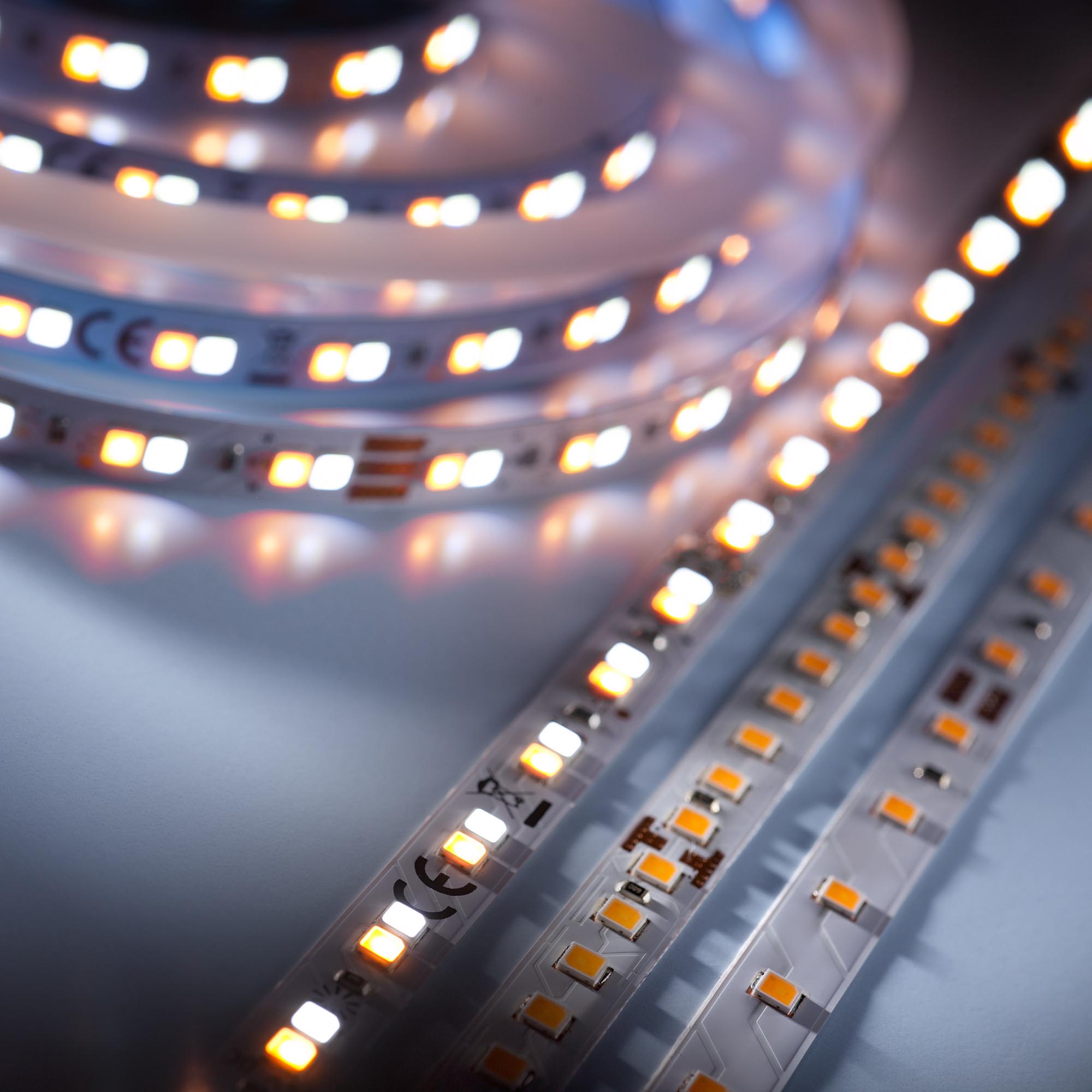 LumiFlexTW-2080 Nichia LED Strip Tunable white 2000-6500K 6980lm 24V 140 LEDs/m 5m reel (874+1396lm/m and 9.6W/m)
