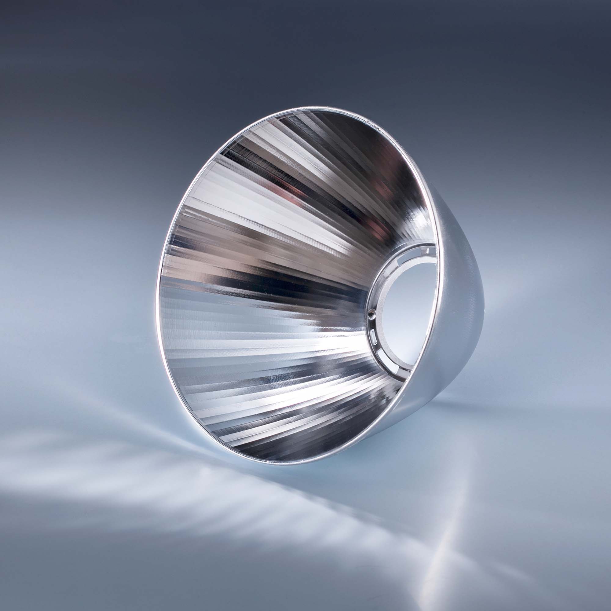 Reflector for Nichia COB Series 036/60 19x16mm 24x19mm 8 deg