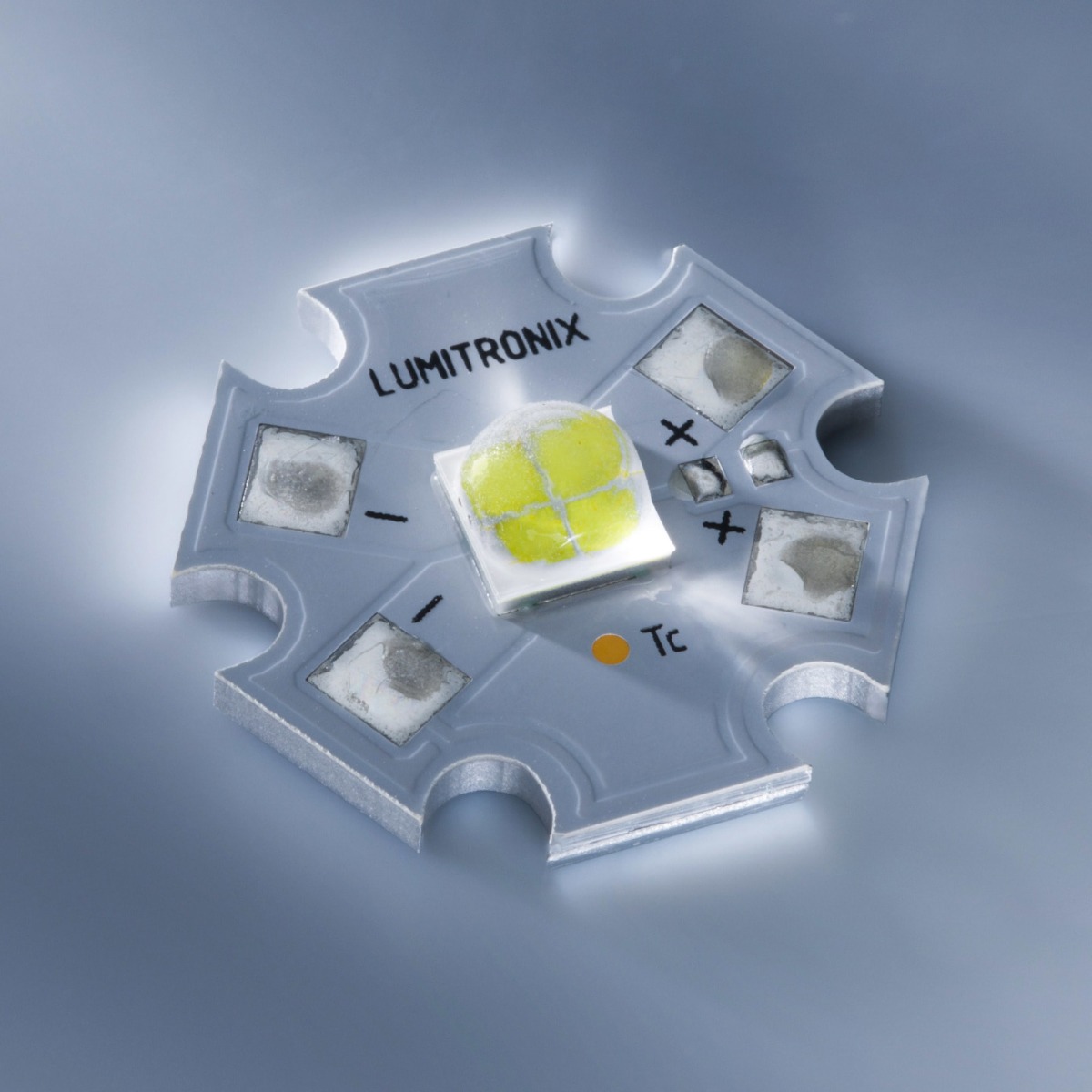 Cree XHP35 cold white 6200K 3.96-60W 717lm Star PCB