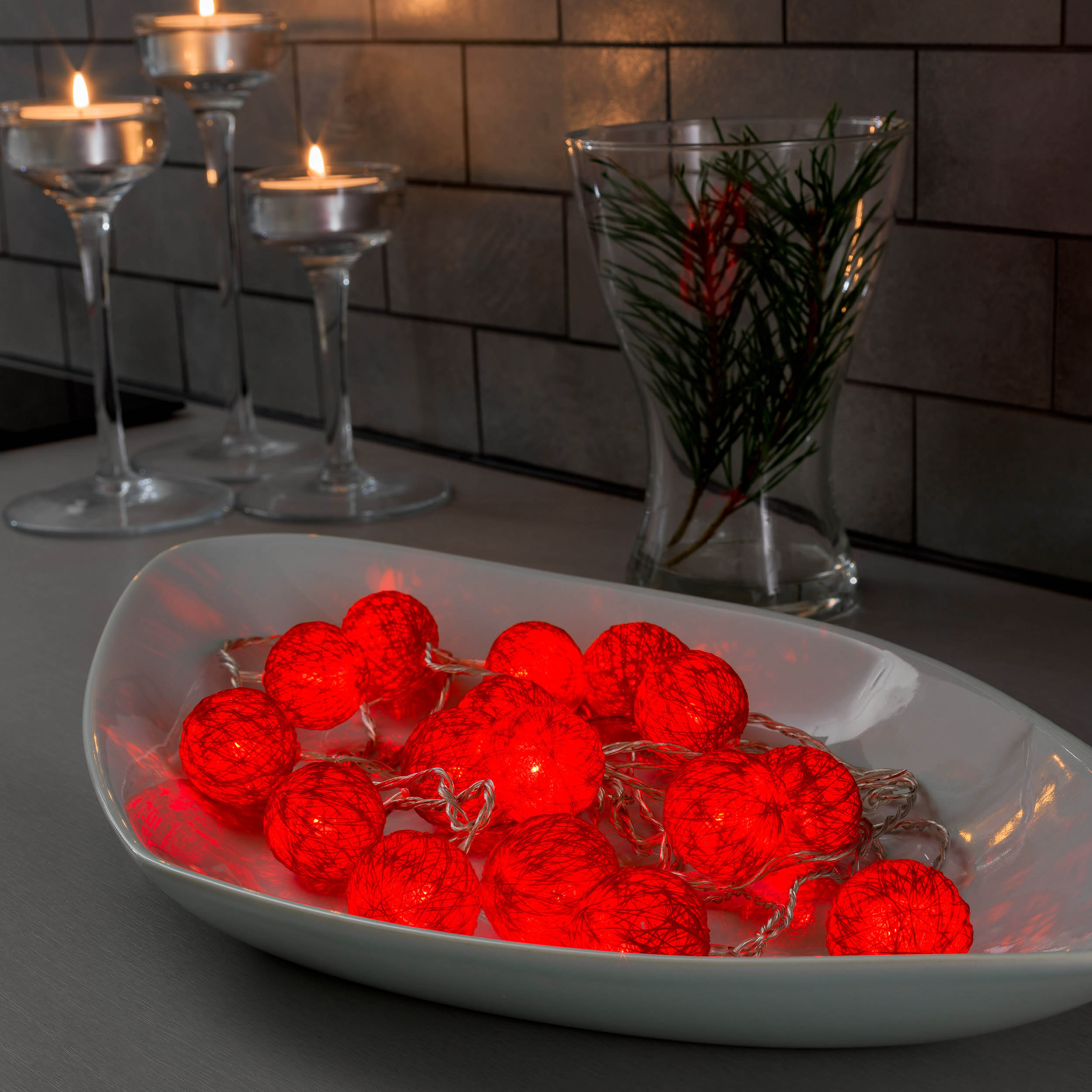Decorative LED light set with red cotton balls, 3.5cm