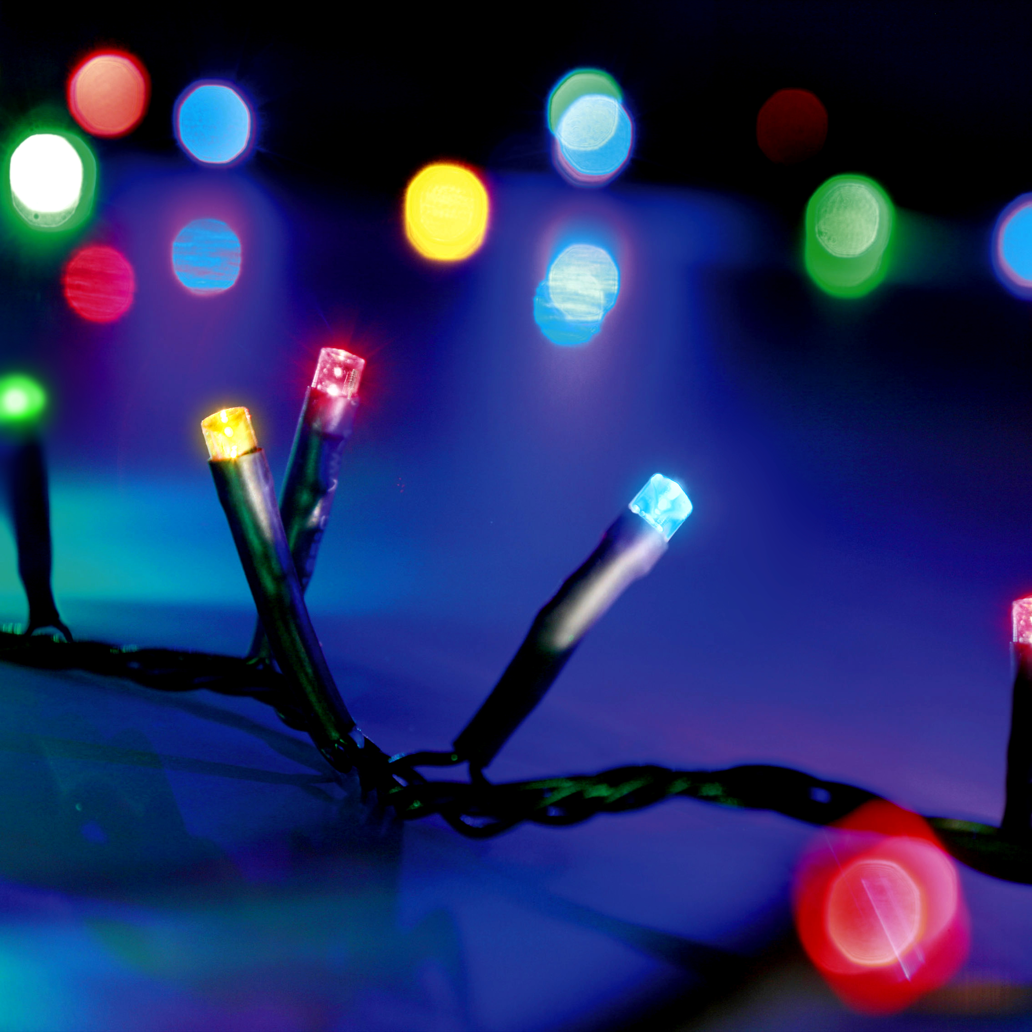 LED Chain of Lights, multi-coloured, 8 functions, 180 LEDs