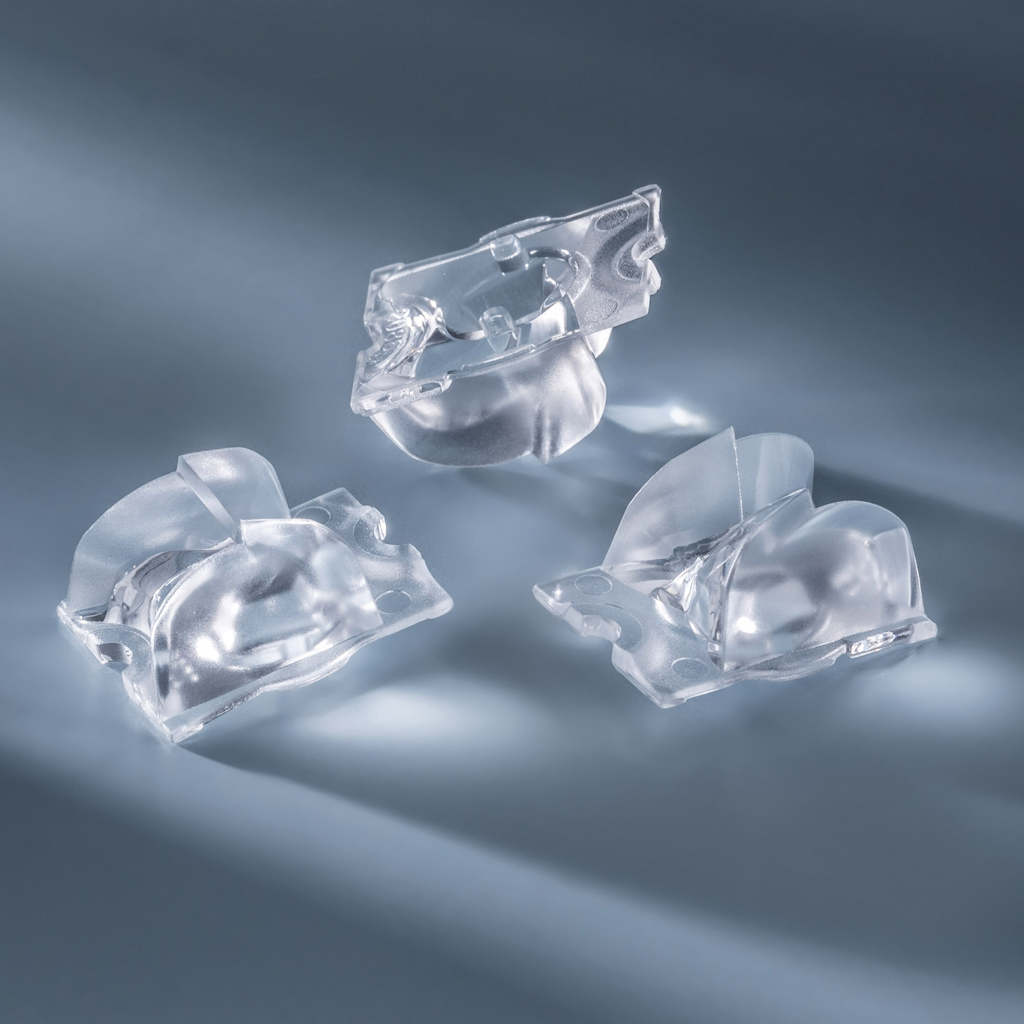 Ledil Lens C12086_STRADA-FW wide with homogeneous light distribution