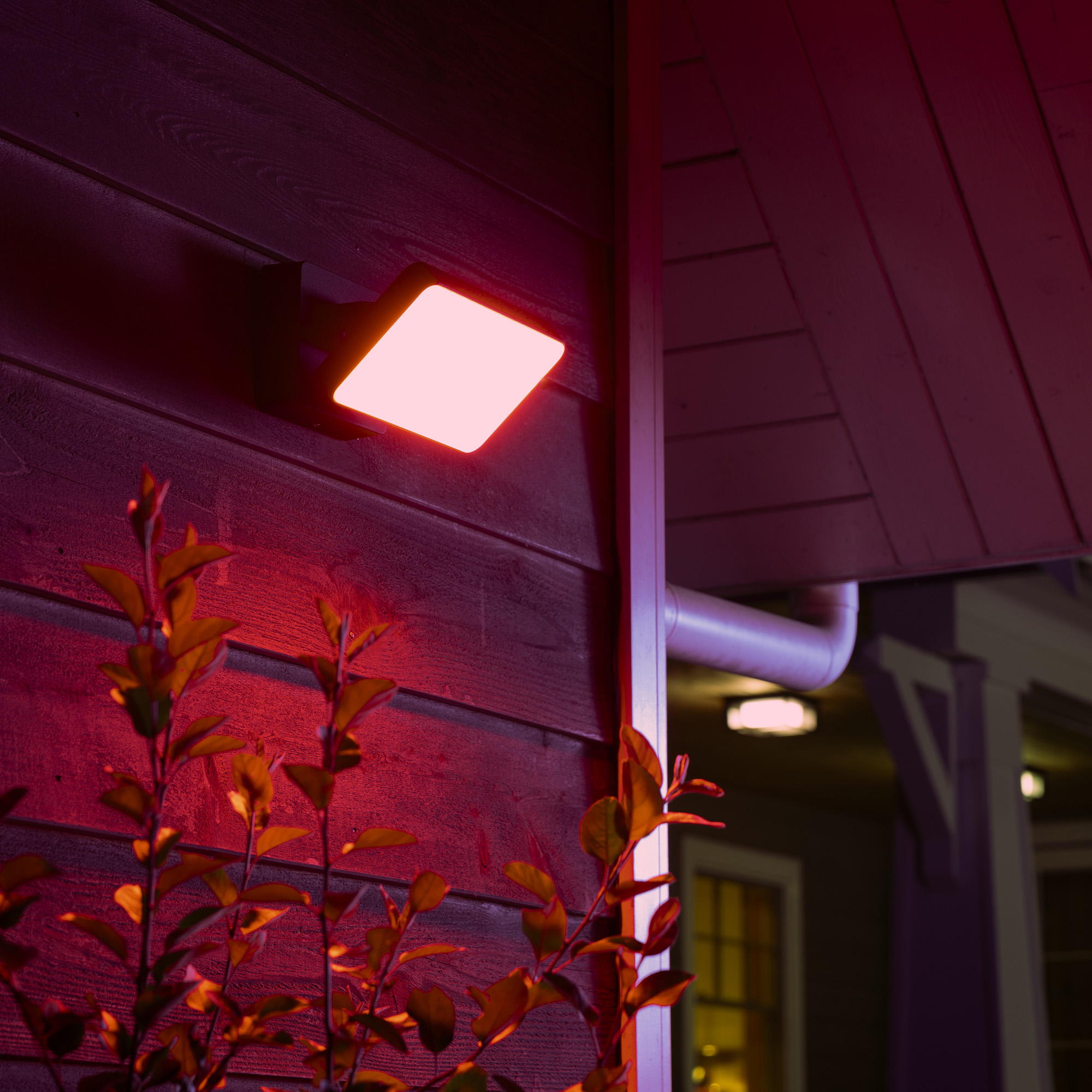 Philips Hue White and Color Ambiance Discover LED Floodlight black