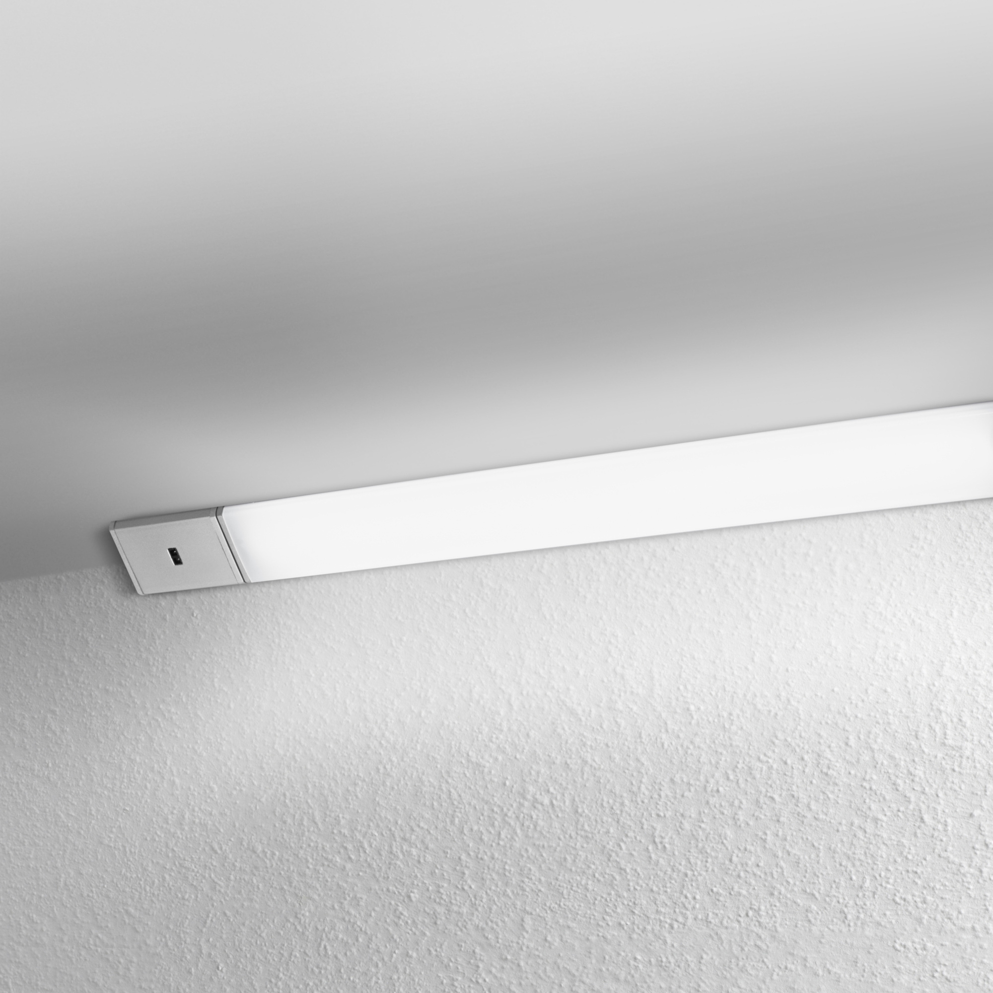 LEDVANCE Cabinet LED Corner 55cm 7.5W 480lm 3000K CRI80