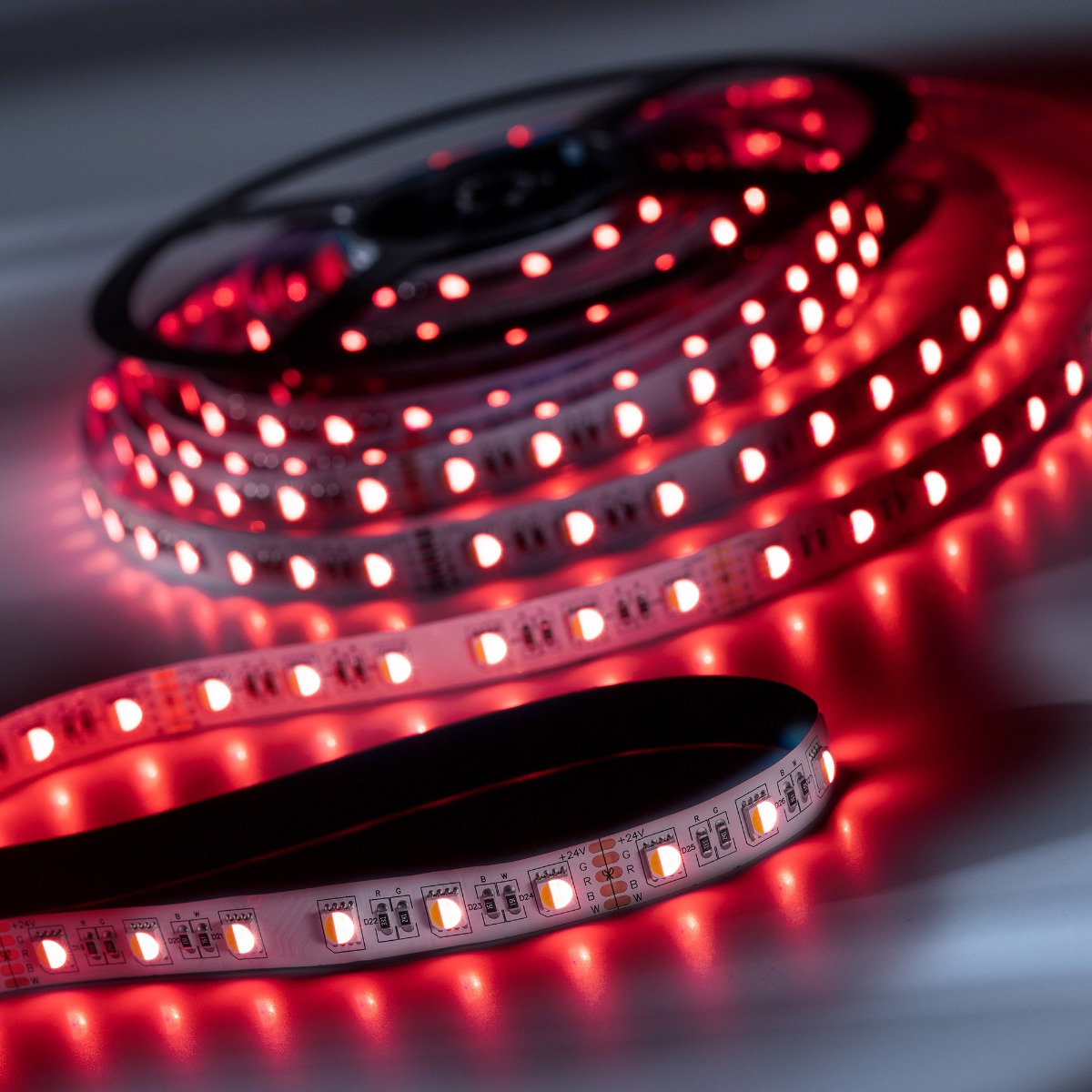 LumiFlex-RGBW-1080 ECO LED Strip RGB-White 4 in 1 CRI70+ 2700K 1500lm 24V 60 LEDs/m 5m reel
