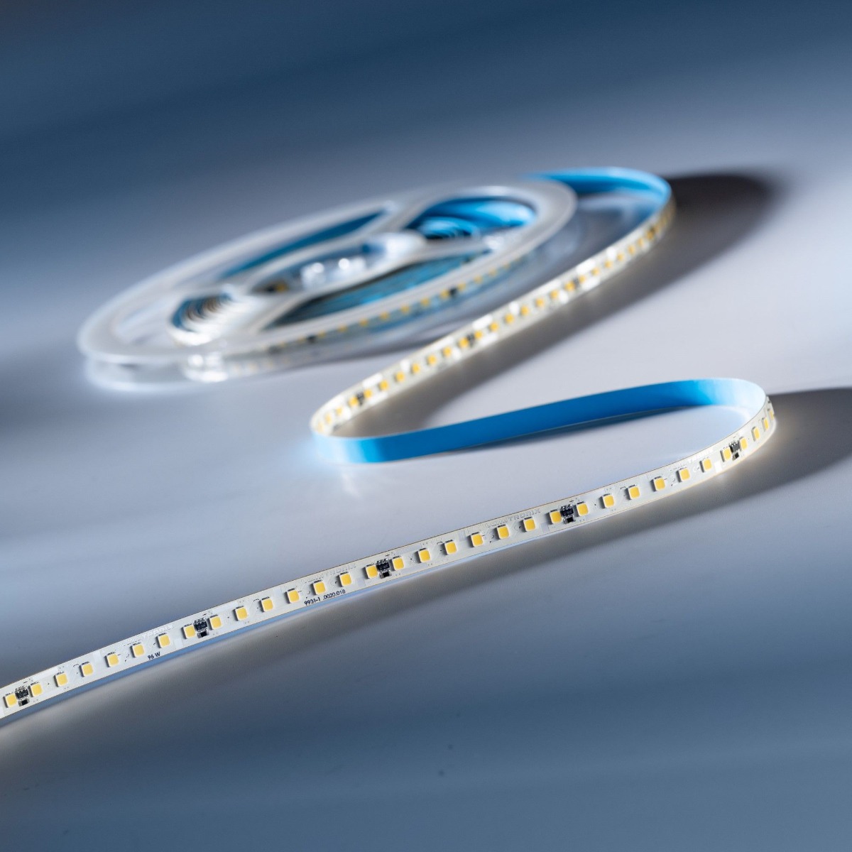 LumiFlex3080 Seoul LED Strip cold white CRI80 6500K 14380lm 24V 140 LEDs/m 5m reel (2876lm/m 19.2W/m)
