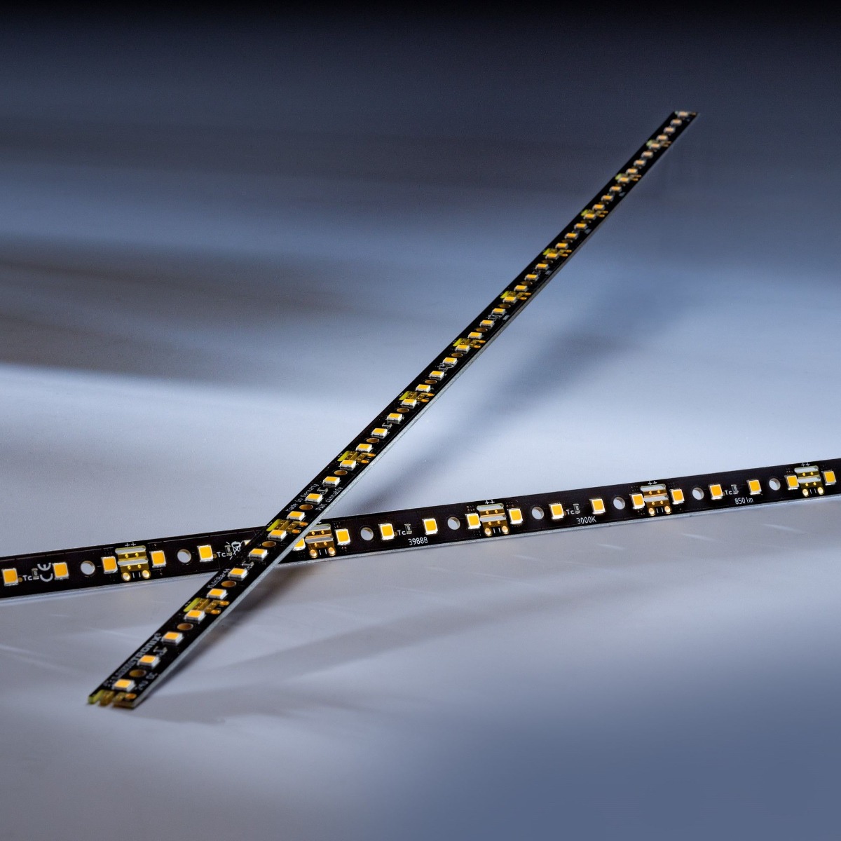 Multibar3090-BE Nichia LED Strip Black Edition warm white CRI90 3000K 850lm 24V 44 LEDs 50cm bar (1700lm/m 13W/m)