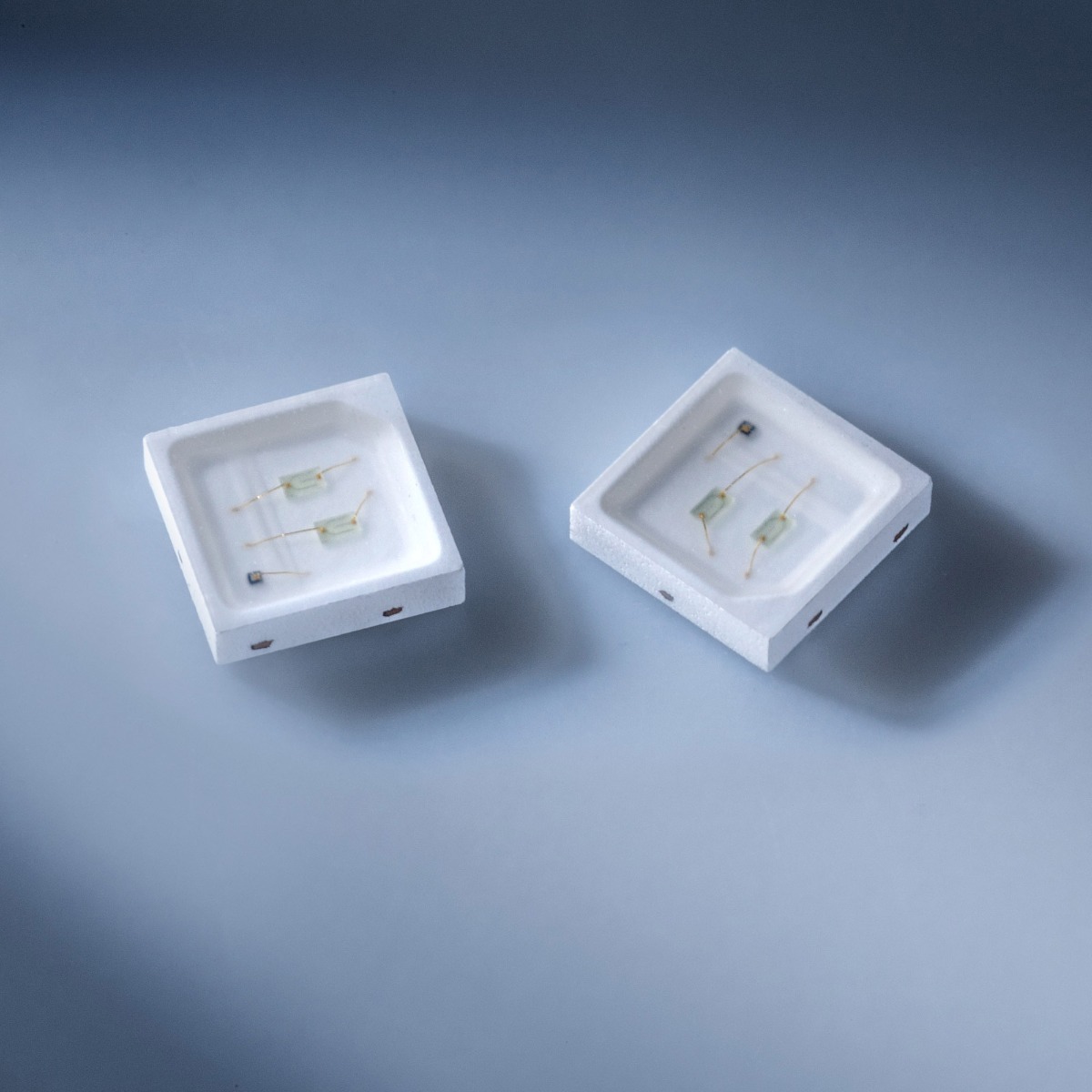 NICHIA NE2G757G 3535 Package Green High Power SMT LED