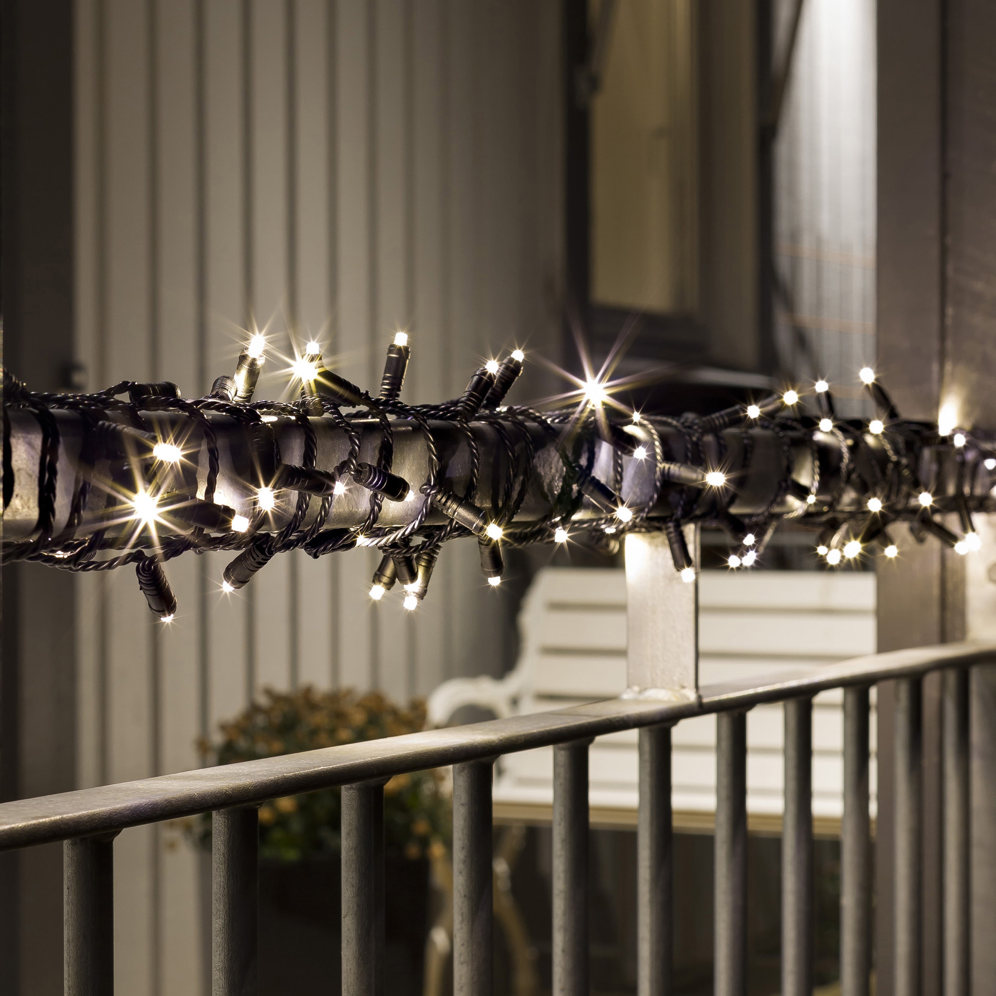 LED Chain of Lights warm white 18m (80 LEDs), with 9h Timer, IP67
